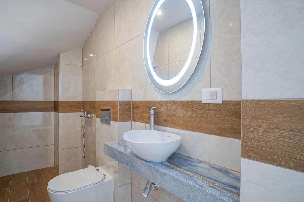 Odyssey Residences 2 干尼亞 外观 照片