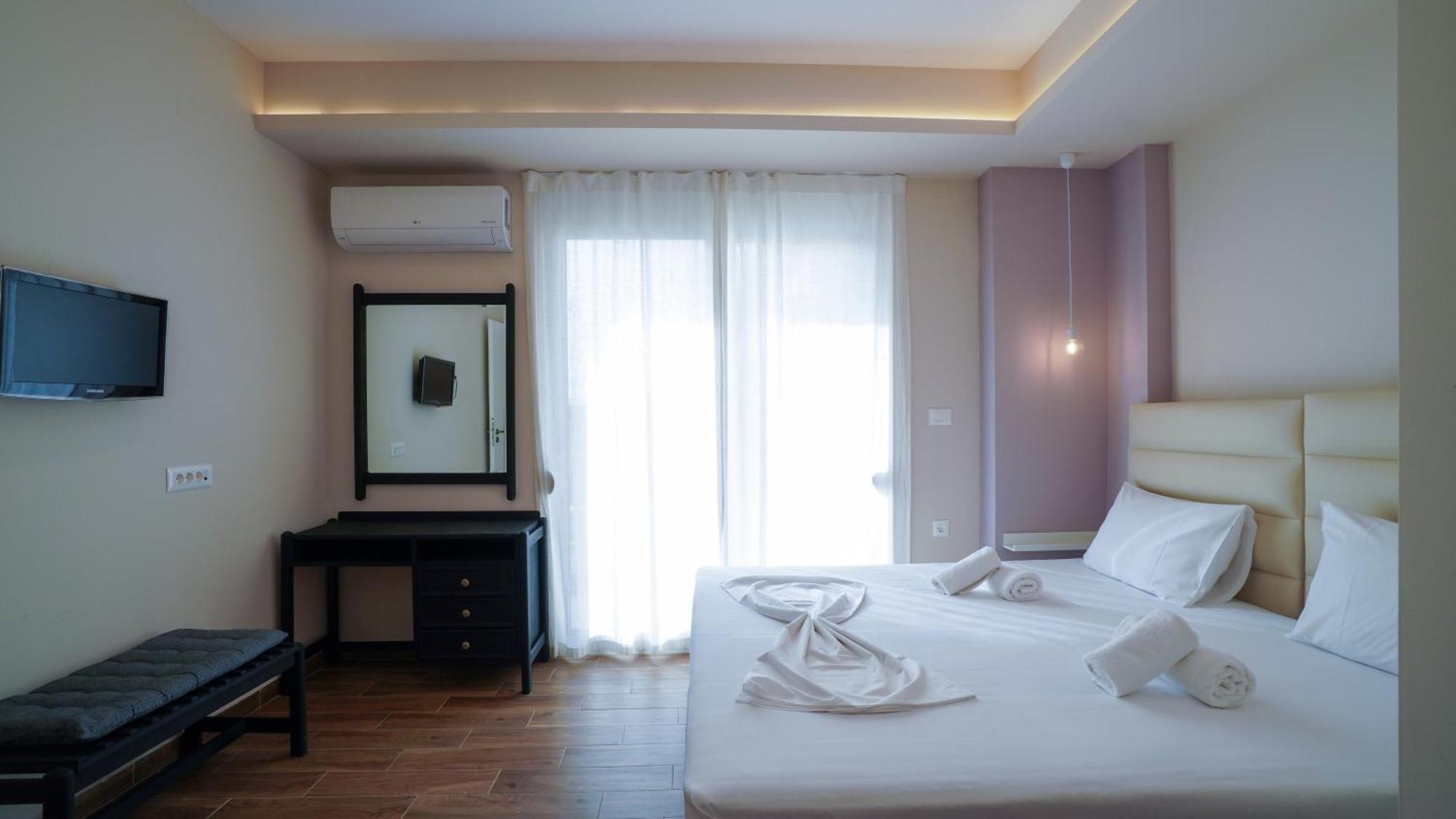 Odyssey Residences 2 干尼亞 外观 照片
